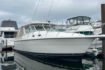 1999 Tiara Yachts 4000 Express