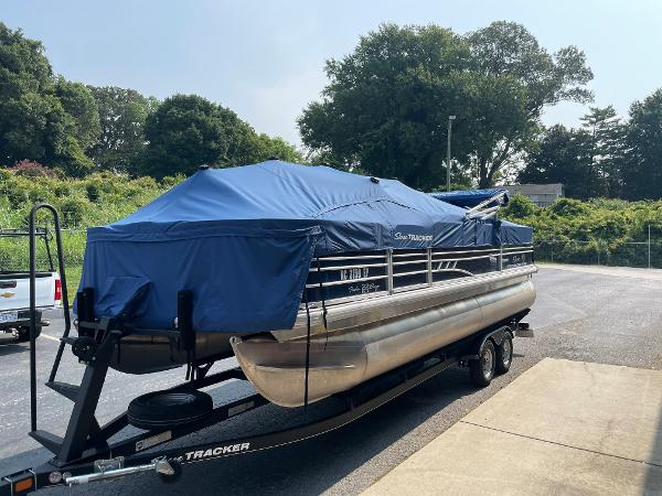 Sun Tracker Bateaux En Vente Boats Com - Sun Tracker Party Barge Seat Covers Sun Tracker Bateaux En Vente Boats Com - Sun Tracker Party Barge Seat Covers