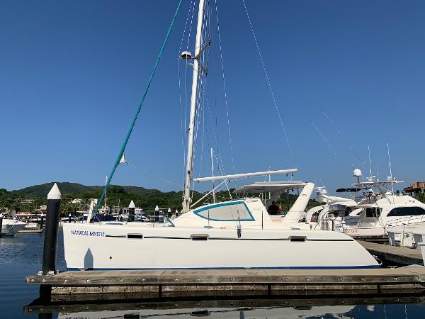 2009 Admiral 40 Executive Owner's version