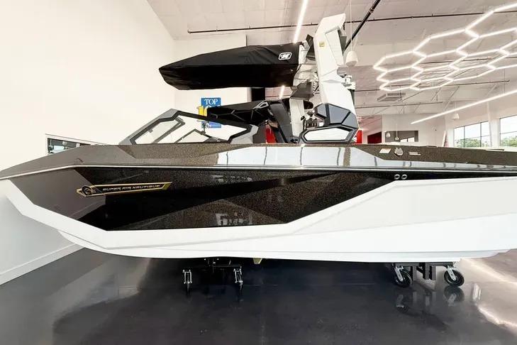 2025 Nautique Super Air Nautique G21