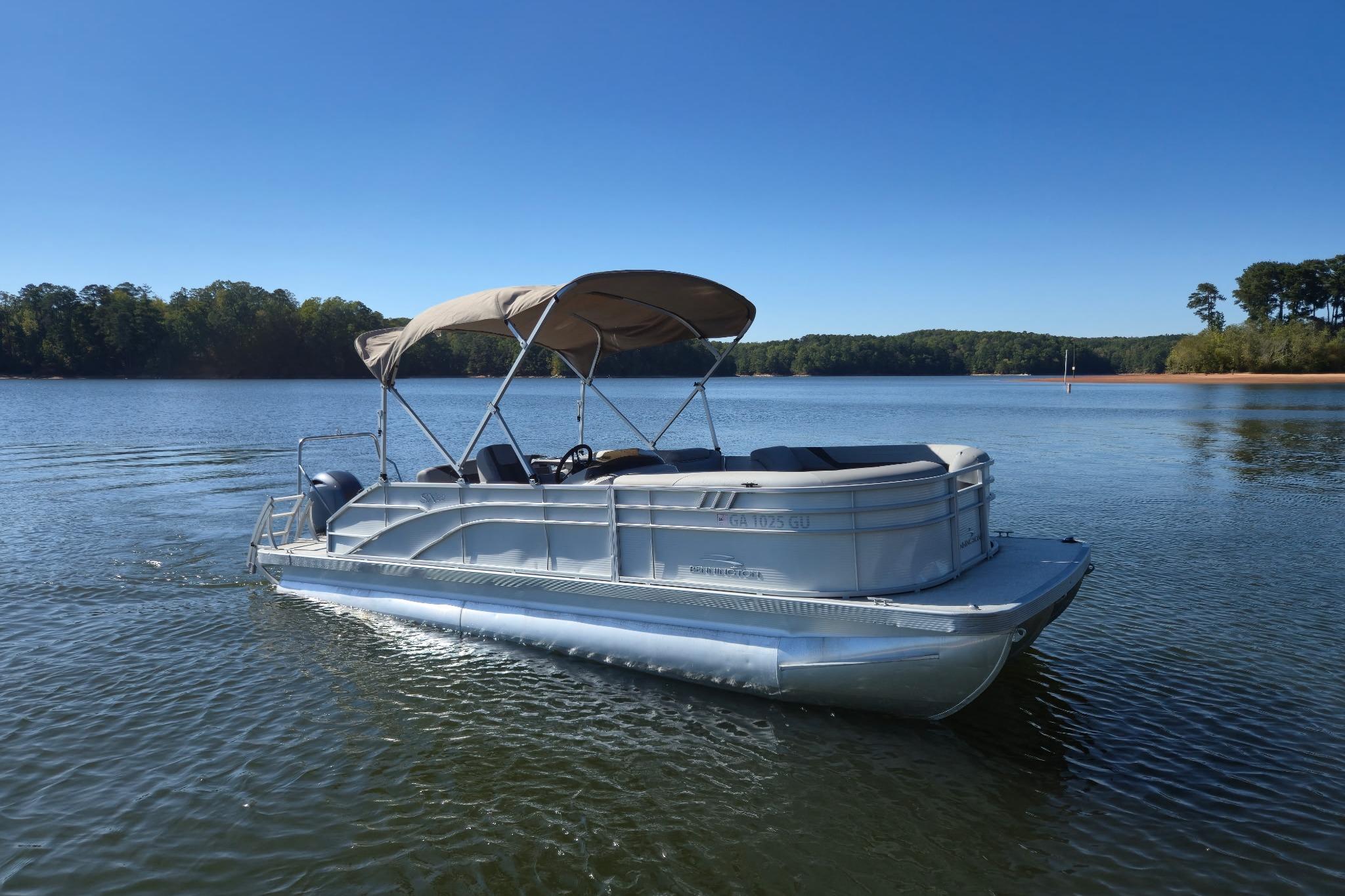 2023 Bennington 22 SSR