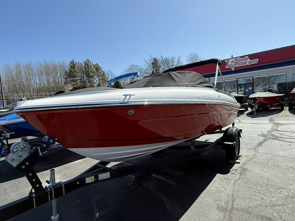 2025 Bayliner VR4