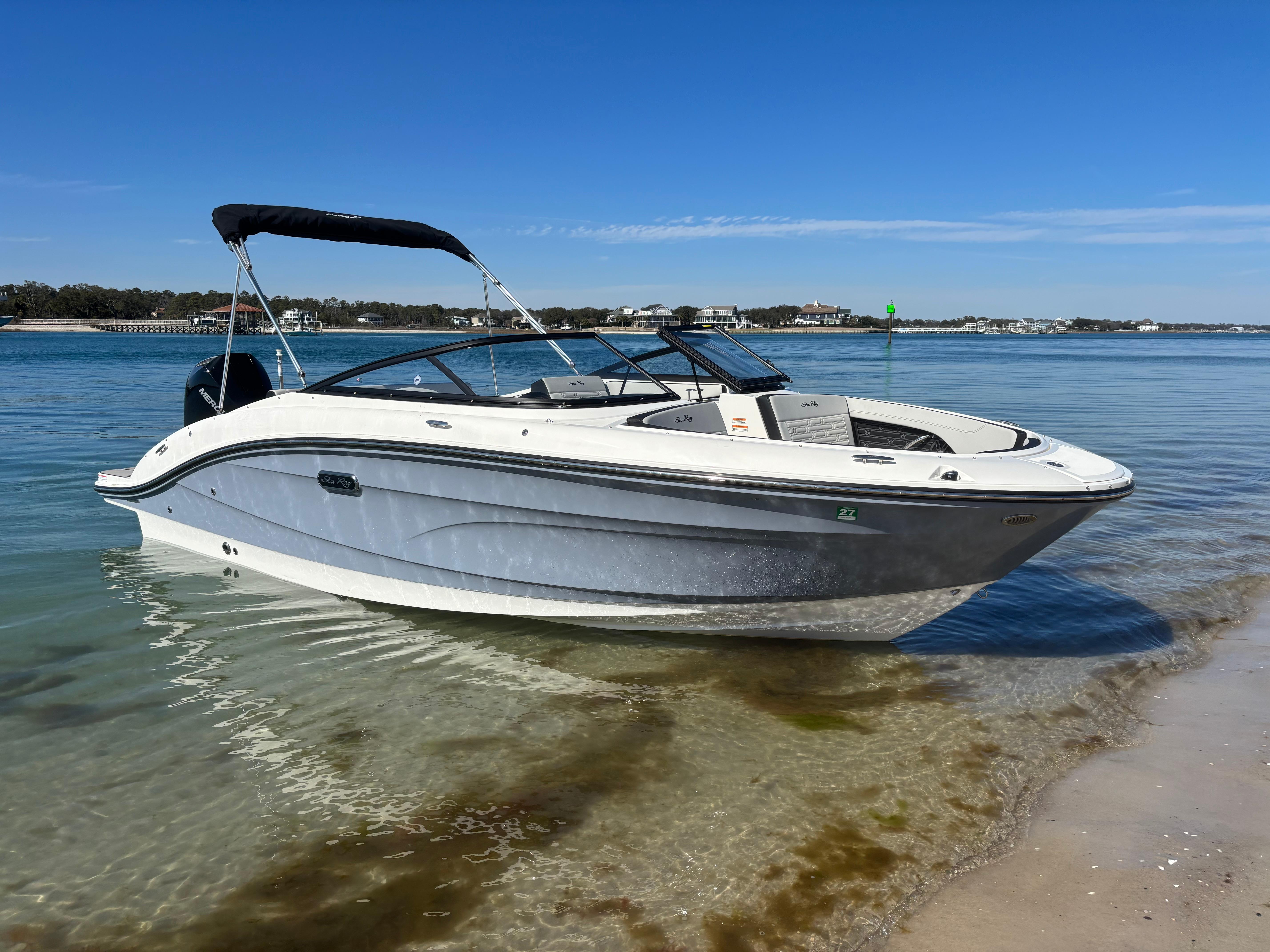 2024 Sea Ray SPX 210 Outboard