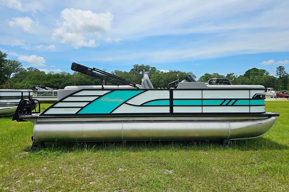2026 Bentley Pontoons 223 Elite Admiral FULL TRITOON