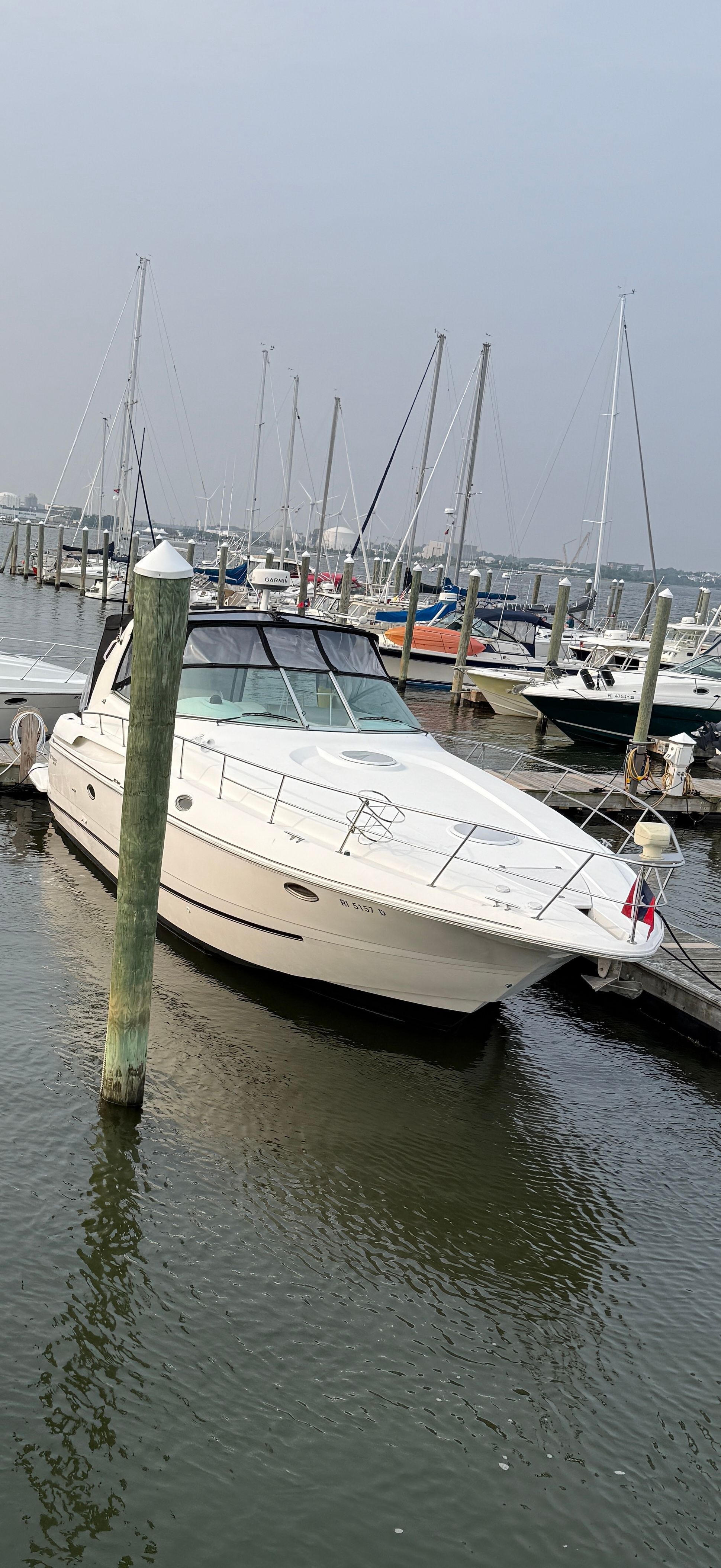 1999 Cruisers Yachts 3870 Esprit