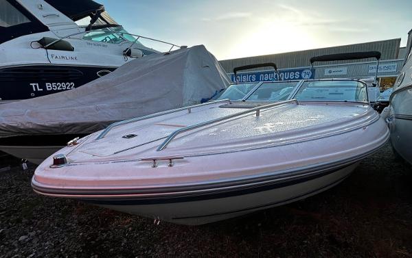 Sea Ray 200 Overnighter Sea Ray 200 Overnighter