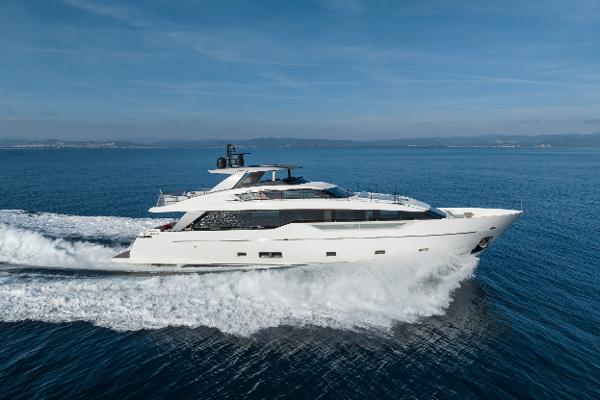 2022 Sanlorenzo SL90A