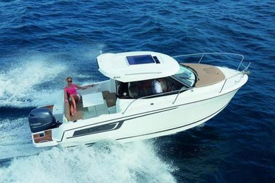 Jeanneau NC 695 Boat