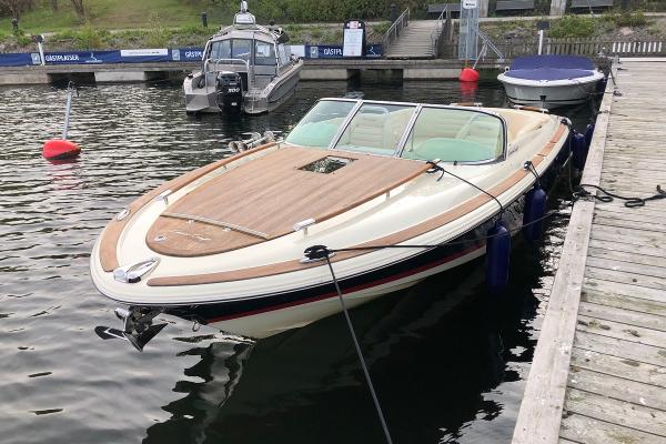 Used Boat Review: Bertram 25 Express - boats.com