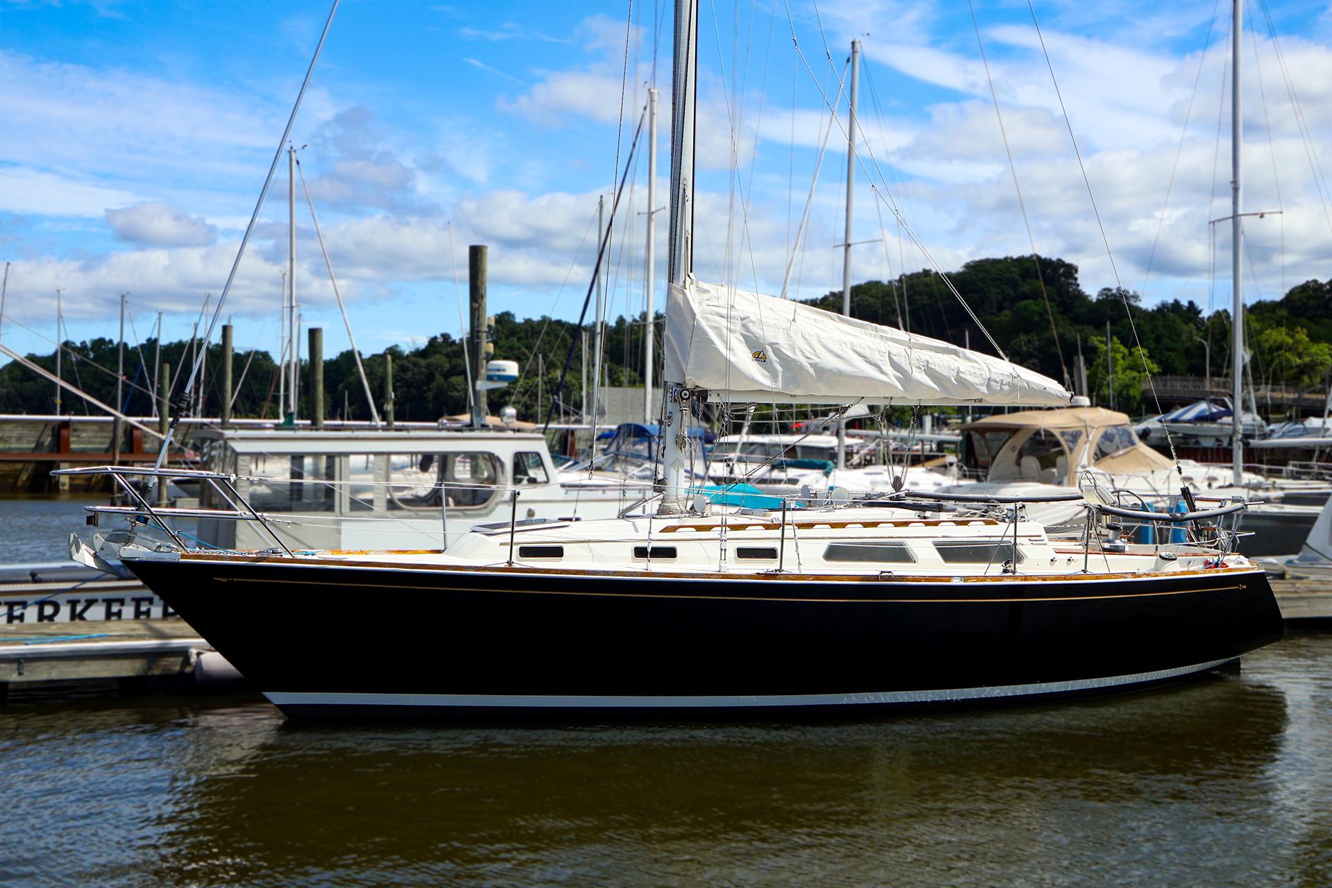 1987 Sabre 36 Sloop