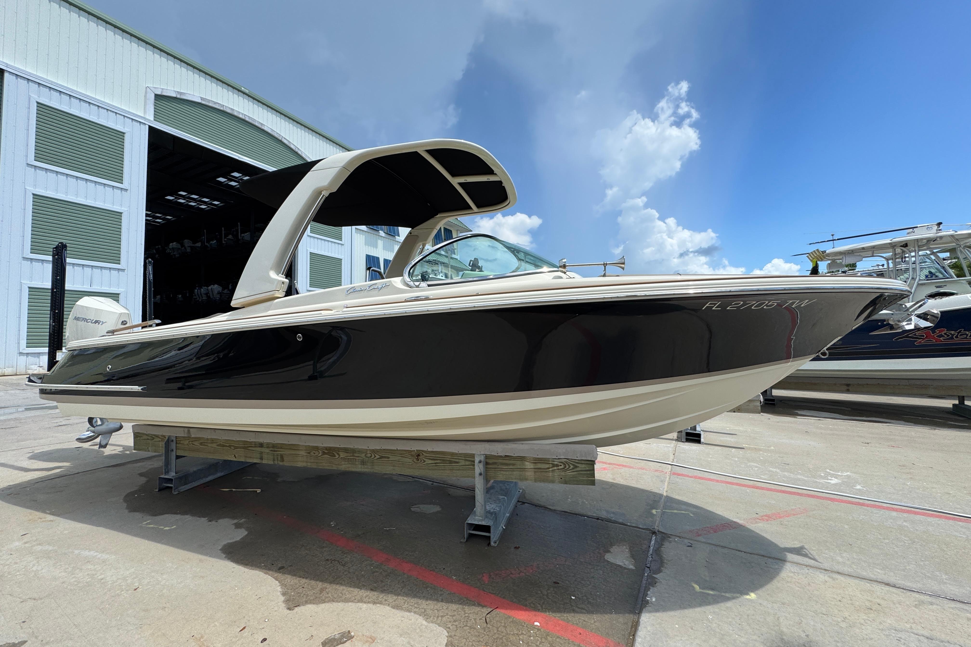 2023 Chris-Craft Launch 25 GT