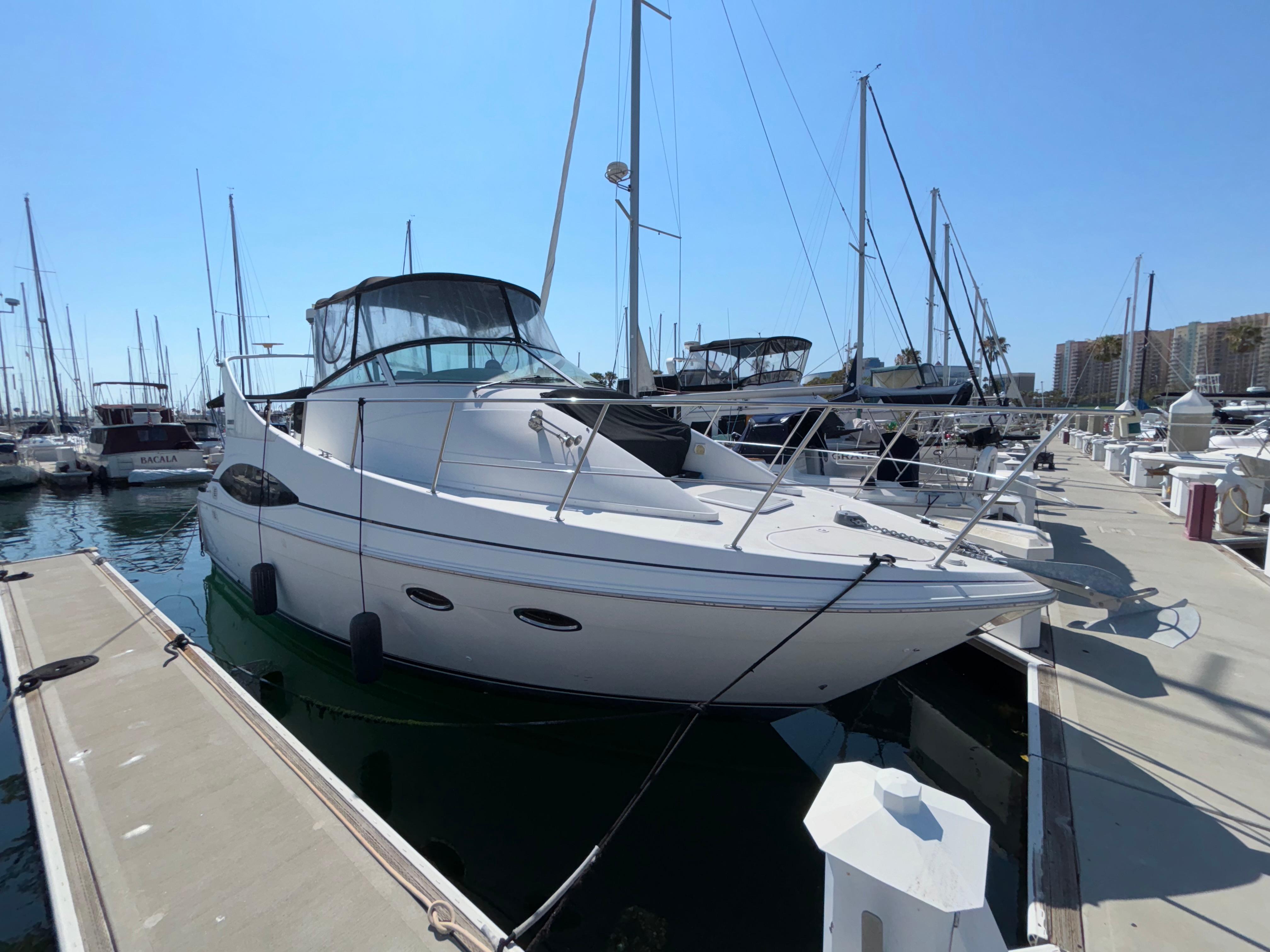 2002 Carver 350 Mariner