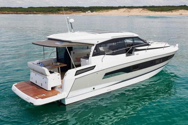 Jeanneau NC 37 Manufacturer Provided Image: Manufacturer Provided Image