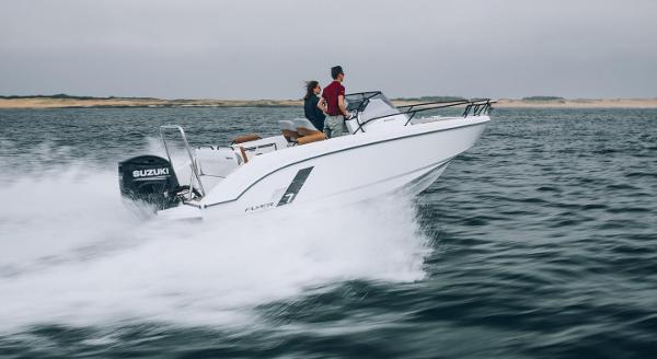 Beneteau Flyer 7 SUNdeck Manufacturer Provided Image: Manufacturer Provided Image: Manufacturer Provided Image: Manufacturer Provided Image