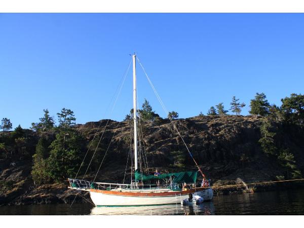 1977 Hans Christian 38 T