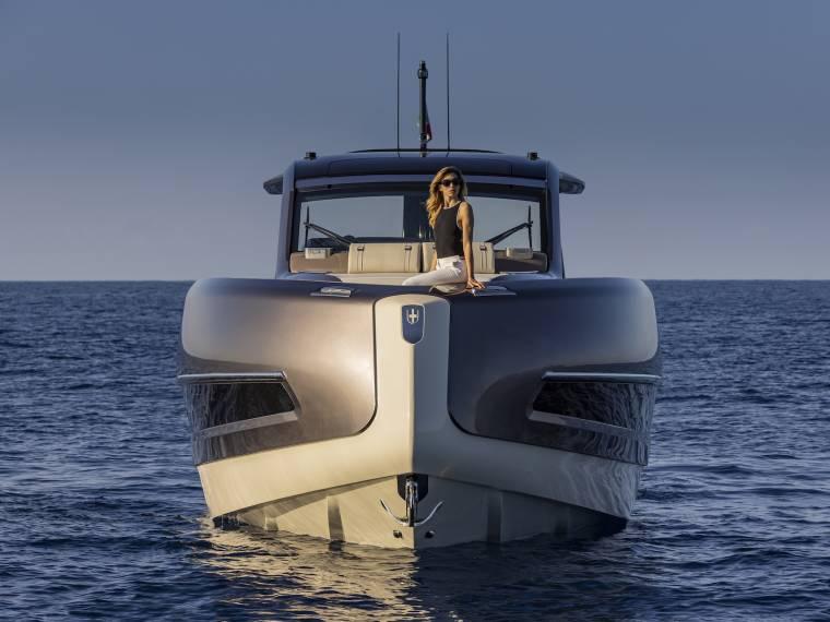 Invictus TT460 Invictus Yacht TT460 à vendre