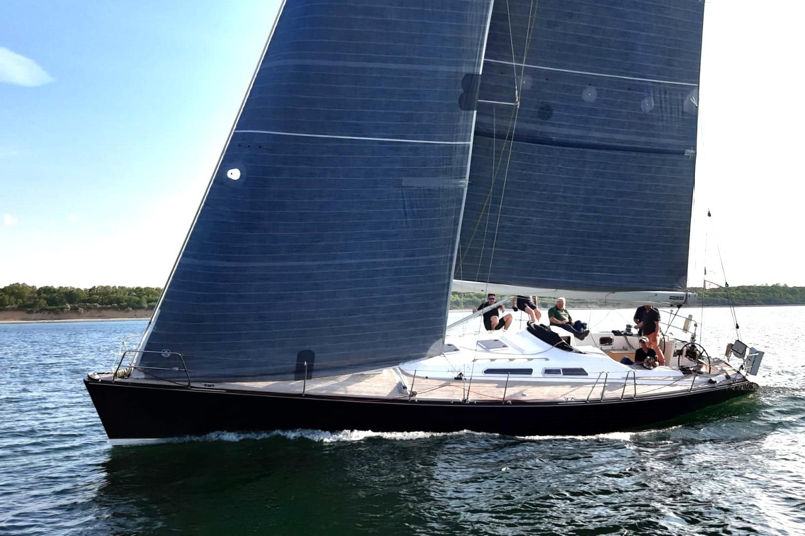 2003 Luffe 48