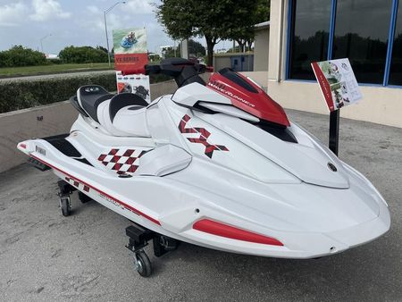 yamaha jet ski 2022 red