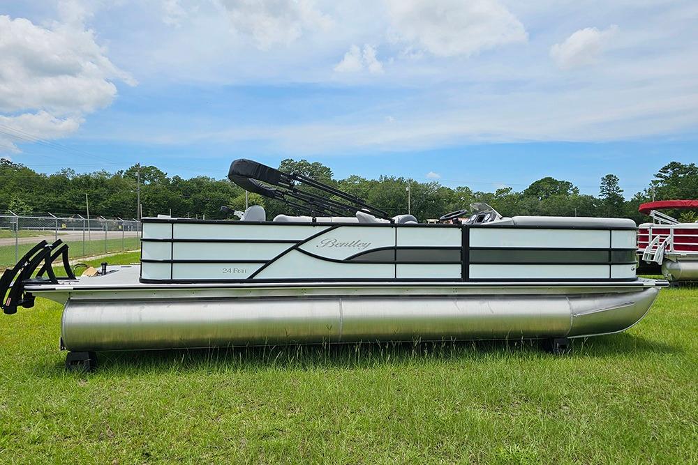 2026 Bentley Pontoons 243 FNC (Fish N Cruise)