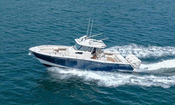 2019 Grady-White 376 Canyon