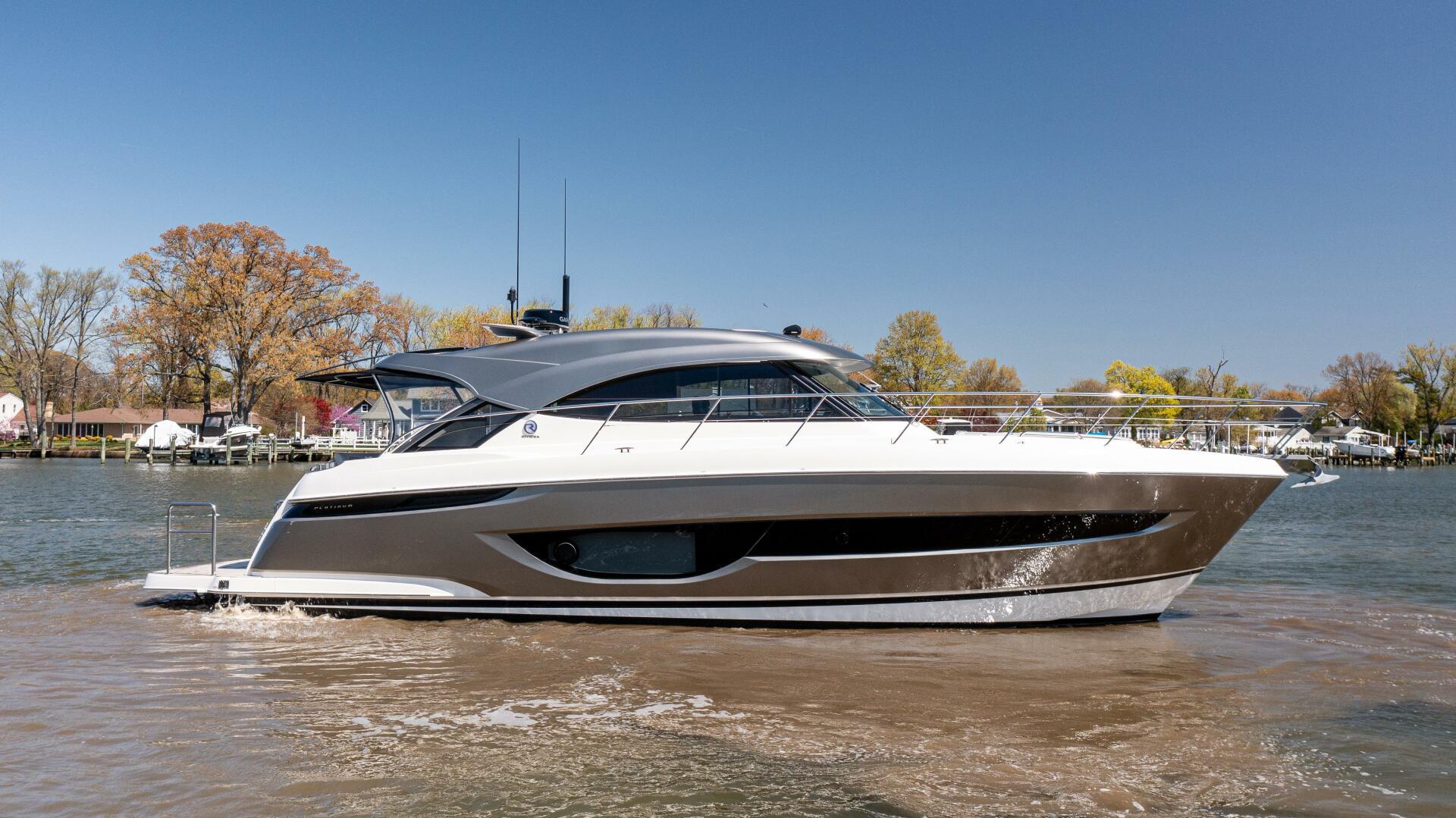 2023 Riviera 4600 Sport Yacht