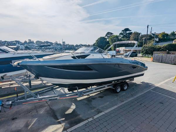 2019 Cranchi Endurance 30
