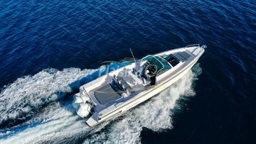 2020 Axopar 37 Sun Top
