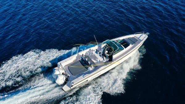 2020 Axopar 37 Sun Top