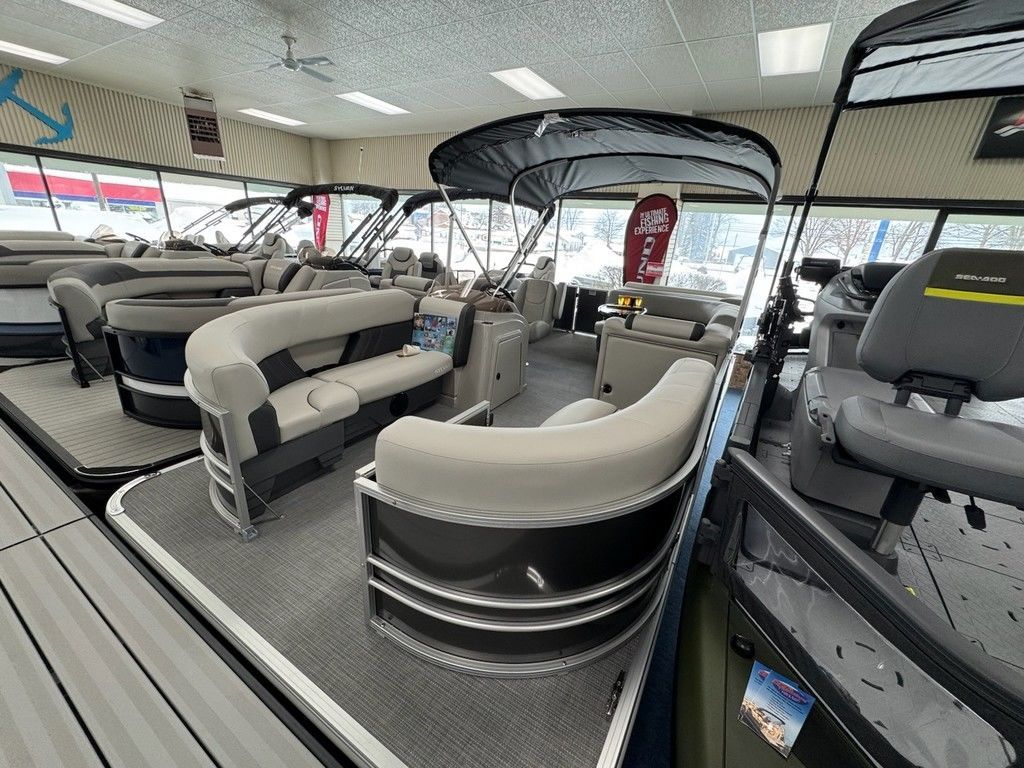 2026 Sylvan Mirage 8520 CRS