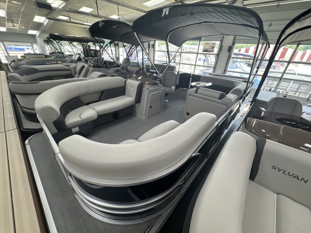 2026 Sylvan Mirage 8520 CRS
