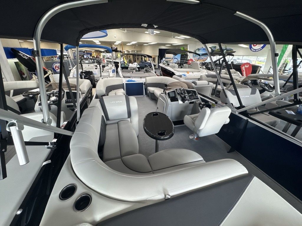 2026 Sylvan Mirage 8520 CRS