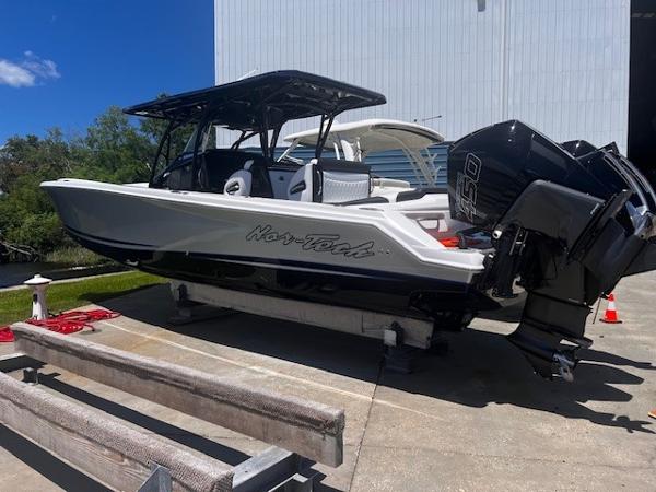 2022 Nor-Tech 390 Sport Center Console