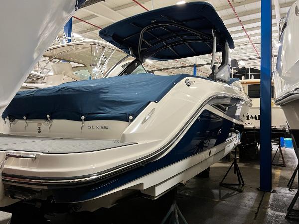 2017 Sea Ray 280 SLX