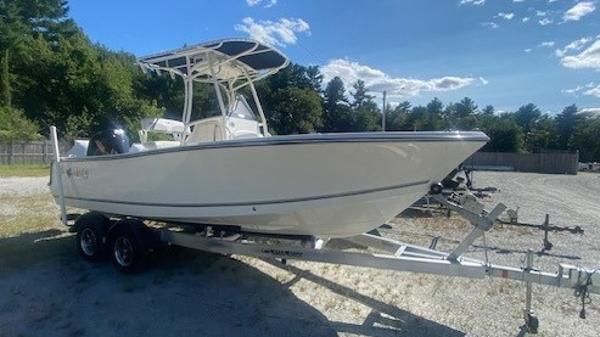 2024 Mako 214 Center Console