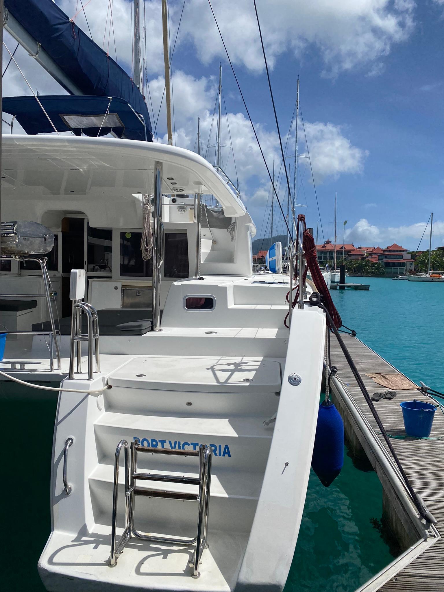 2011 CNB Lagoon 450F