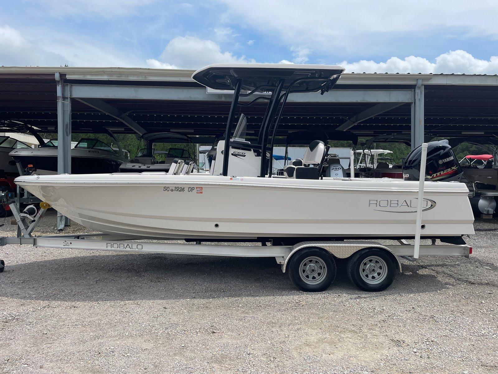 Robalo 226 Cayman boats for sale - boats.com