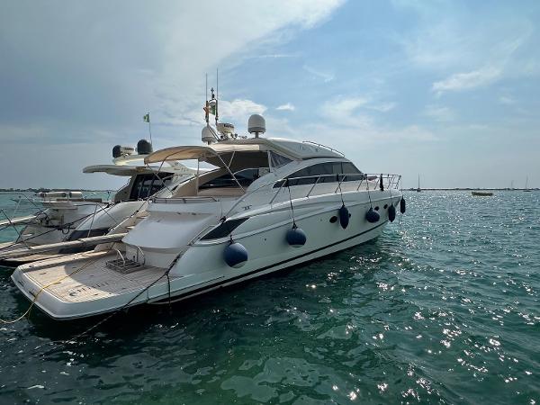 2009 Princess V 56