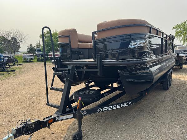 2025 Regency 230 LE3 Sport