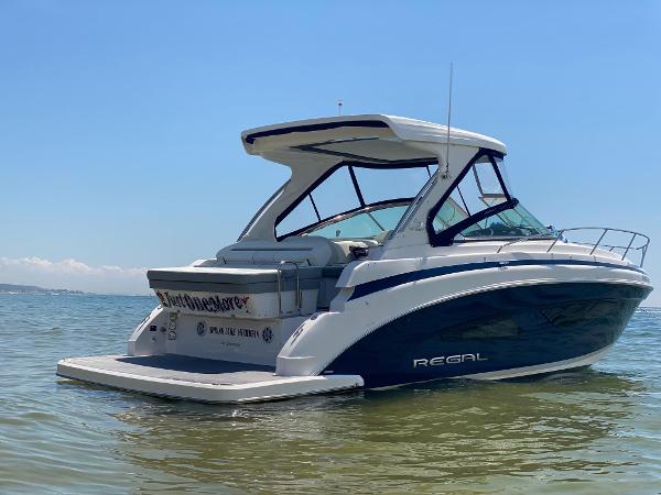 2023 Regal 33 Express
