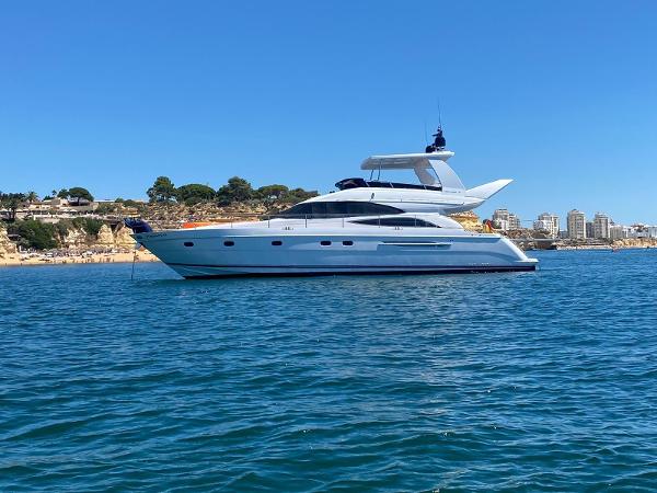2002 Princess 61