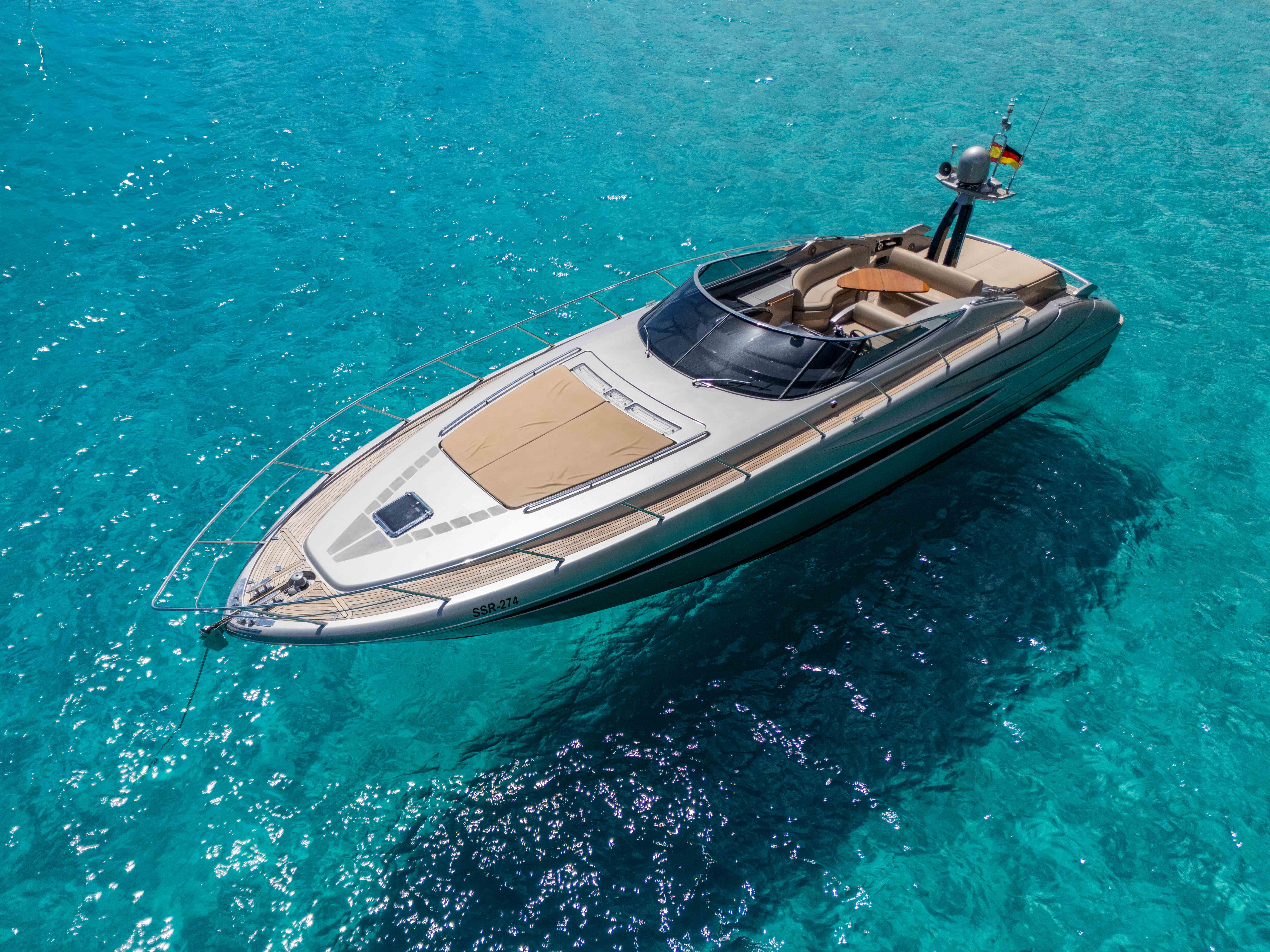 2009 Riva 52' le