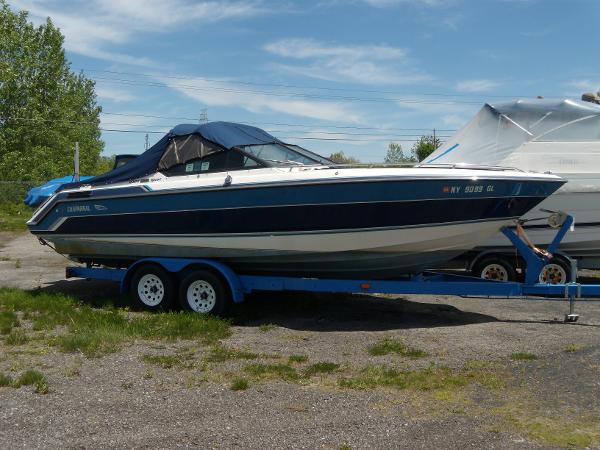 1989 Chaparral 2300 SX Sport