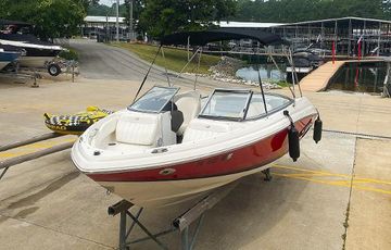 2006 Regal 2000 Bowrider
