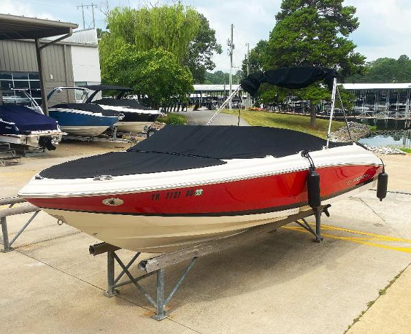 2006 Regal 2000 Bowrider