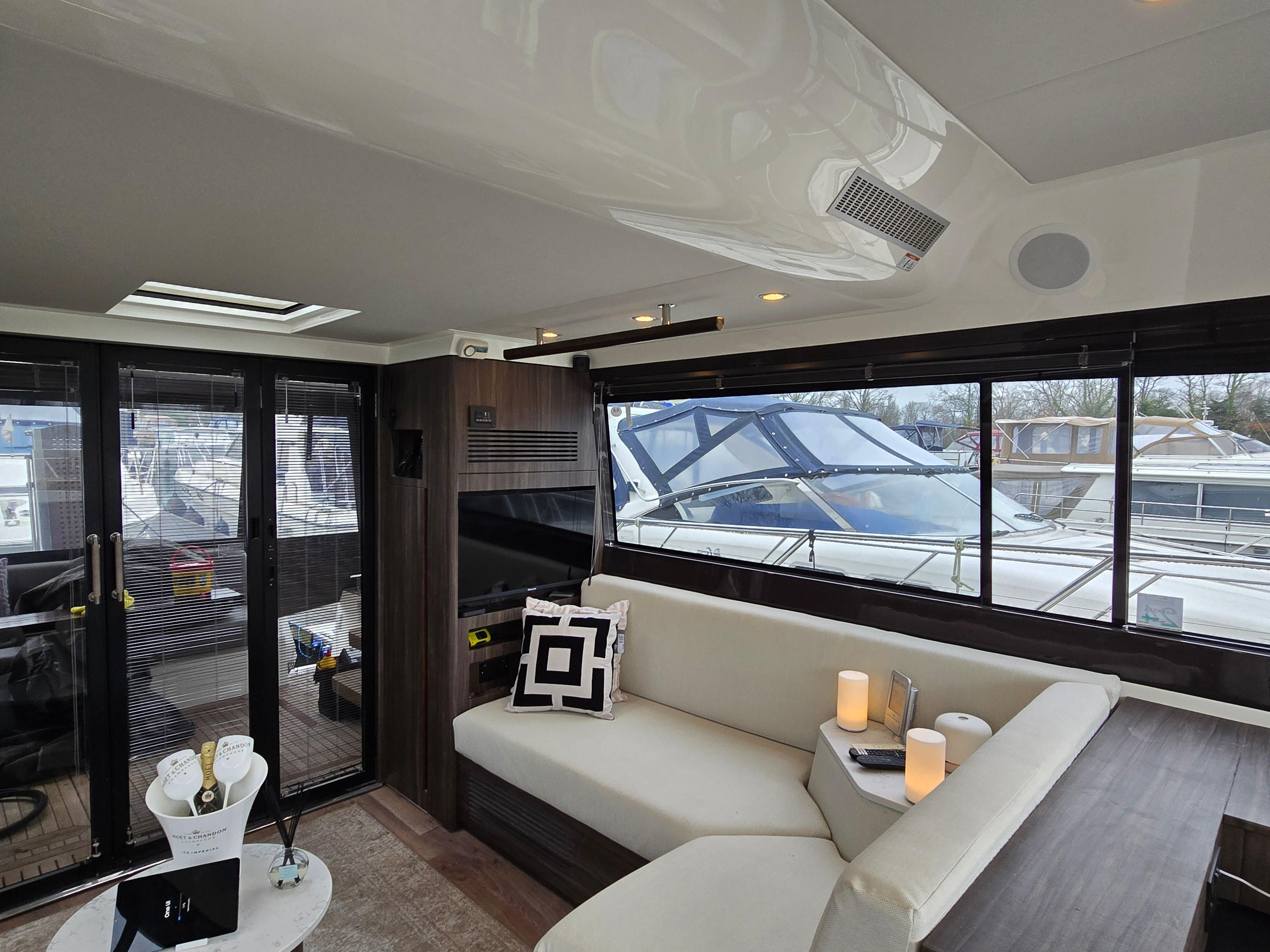2012 Sealine F46