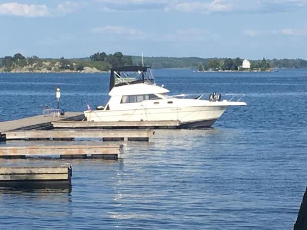1989 Silverton 34 Convertible