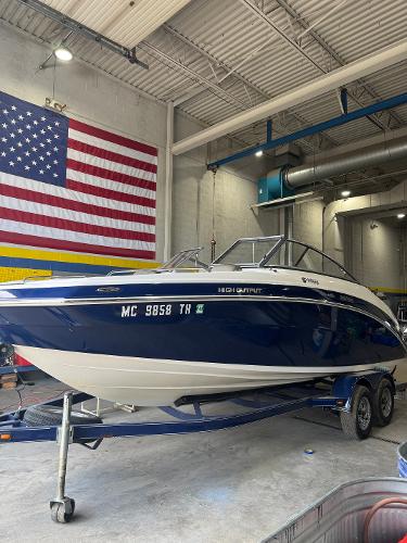 2011 Yamaha Boats 242 Limited