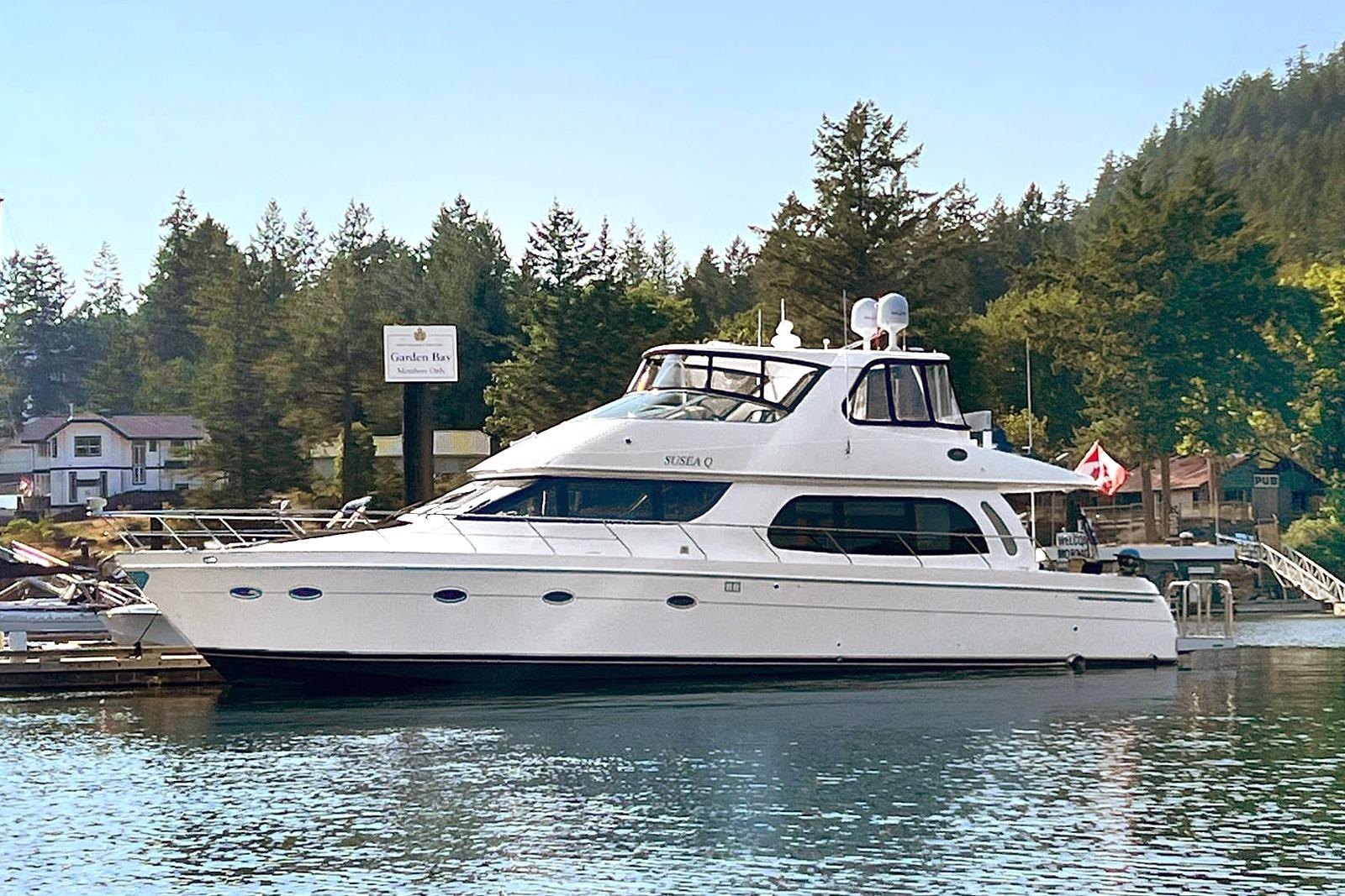 2005 Carver 560 Voyager