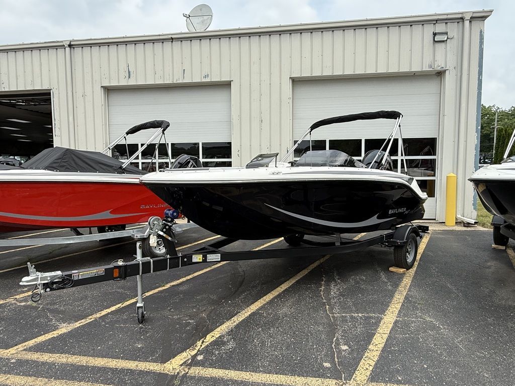 2025 Bayliner Element E17