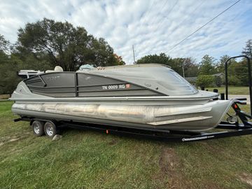 2016 Crest 250 Savannah